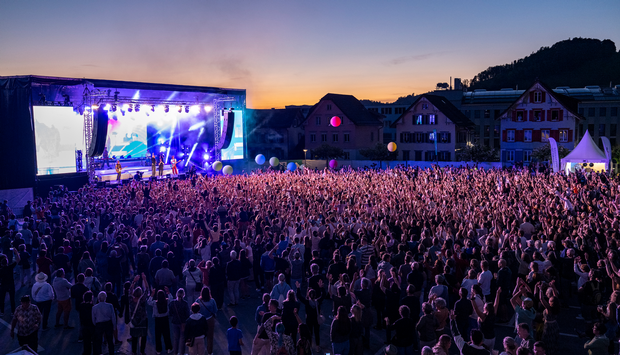 Newsbanner Geschäftsbericht 2025